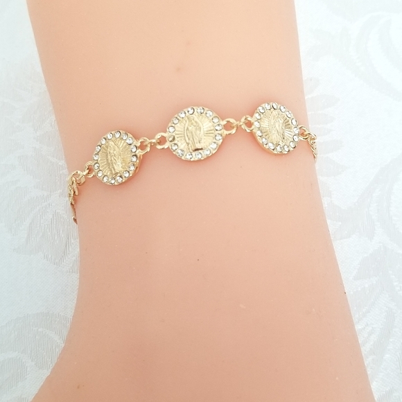 Guadalupe Women's Bracelet. 14K Gold Plated. New - Picture 1 of 4